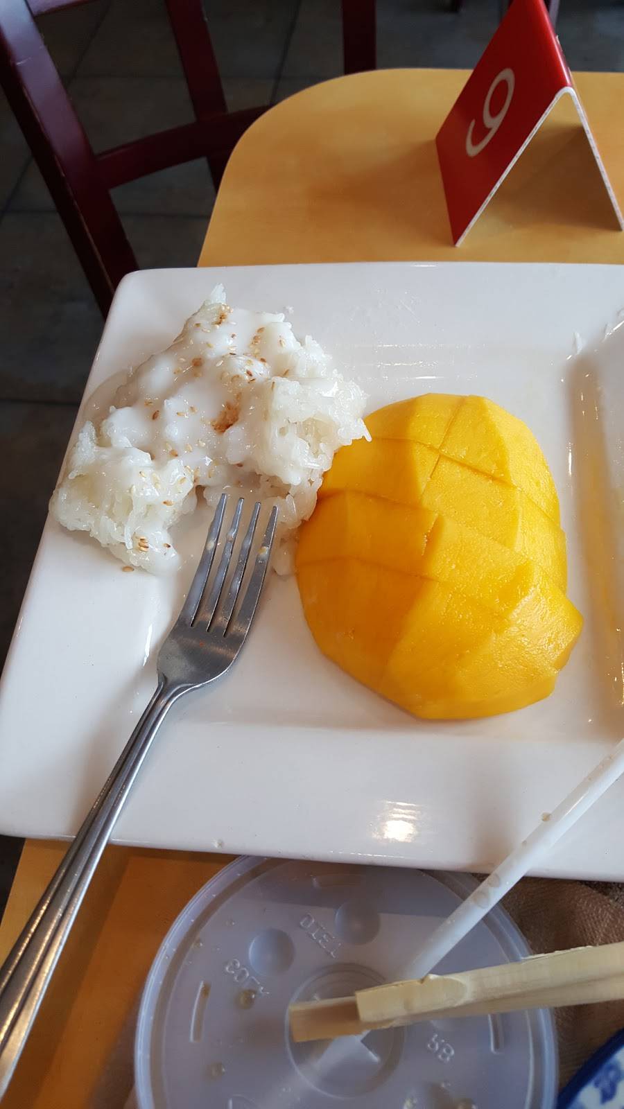 Luckies Thai Asian Cuisine | restaurant | 8110 S Houghton Rd # 186, Tucson, AZ 85747, USA | 5206641011 OR +1 520-664-1011