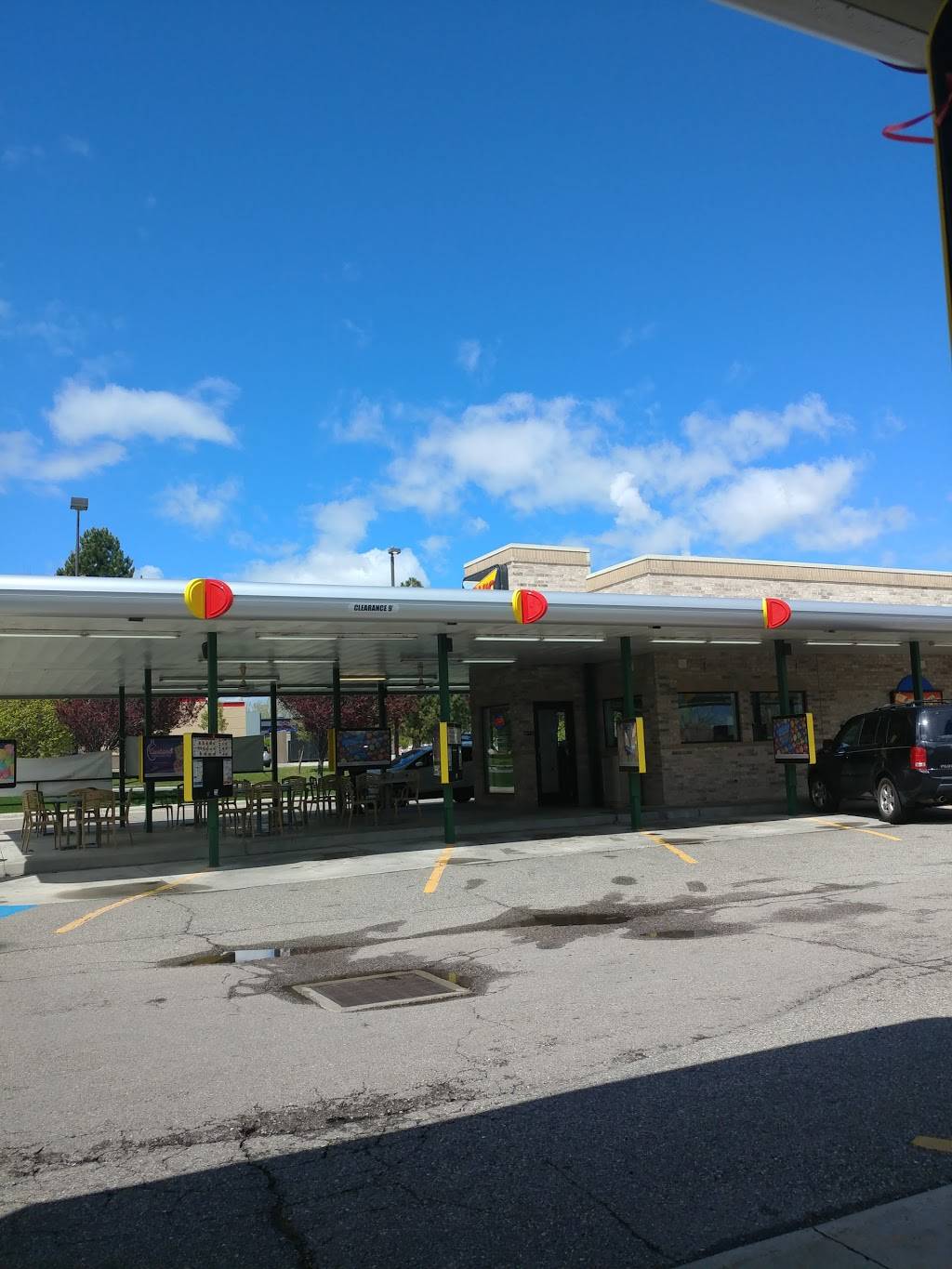 Sonic Drive-In | restaurant | 1572 W 9000 S, West Jordan, UT 84088, USA | 8015639622 OR +1 801-563-9622