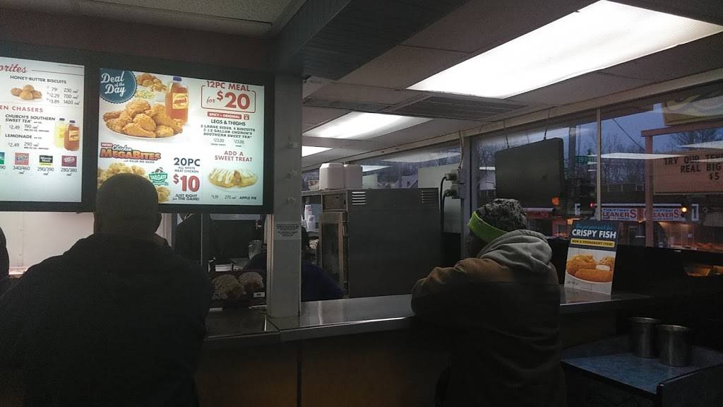 Churchs Chicken | restaurant | 3900 Indiana Ave, Kansas City, MO 64130, USA | 8169239882 OR +1 816-923-9882