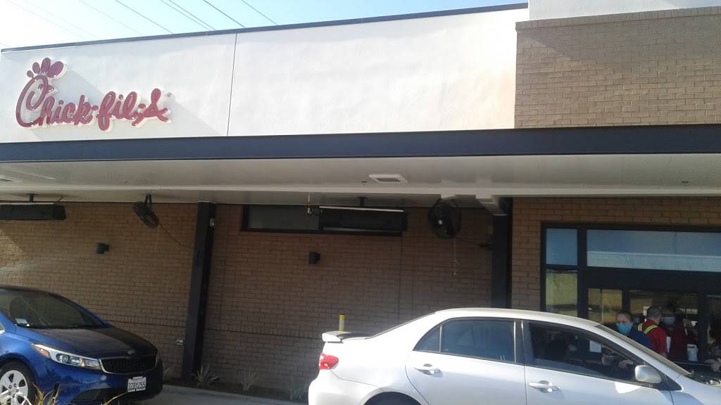 Chick-fil-A Crenshaw & Redondo Beach Blvd | restaurant | 16210 Crenshaw Blvd, Gardena, CA 90249, USA | 3102432910 OR +1 310-243-2910