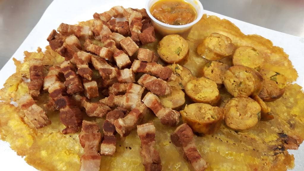 My Empanada | restaurant | 3085 Hurontario St #18a, Mississauga, ON L5A 4E4, Canada | 2892324385 OR +1 289-232-4385