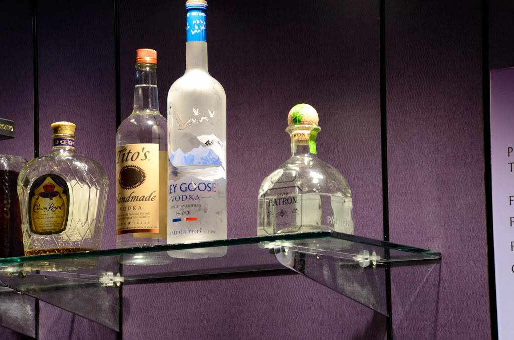 Dragon Fire Grill | restaurant | 10165 N McKinley Drive, Tampa, FL 33612, USA | 8138844386 OR +1 813-884-4386