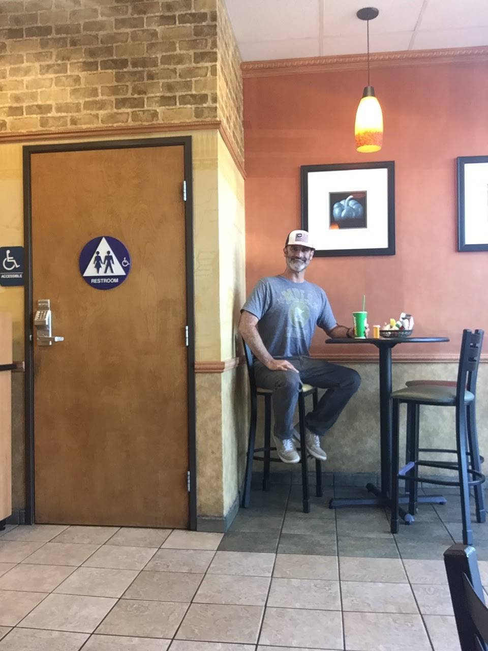 Subway Restaurants | restaurant | 4802 Laurel Canyon Blvd, Valley Village, CA 91607, USA | 8185065116 OR +1 818-506-5116