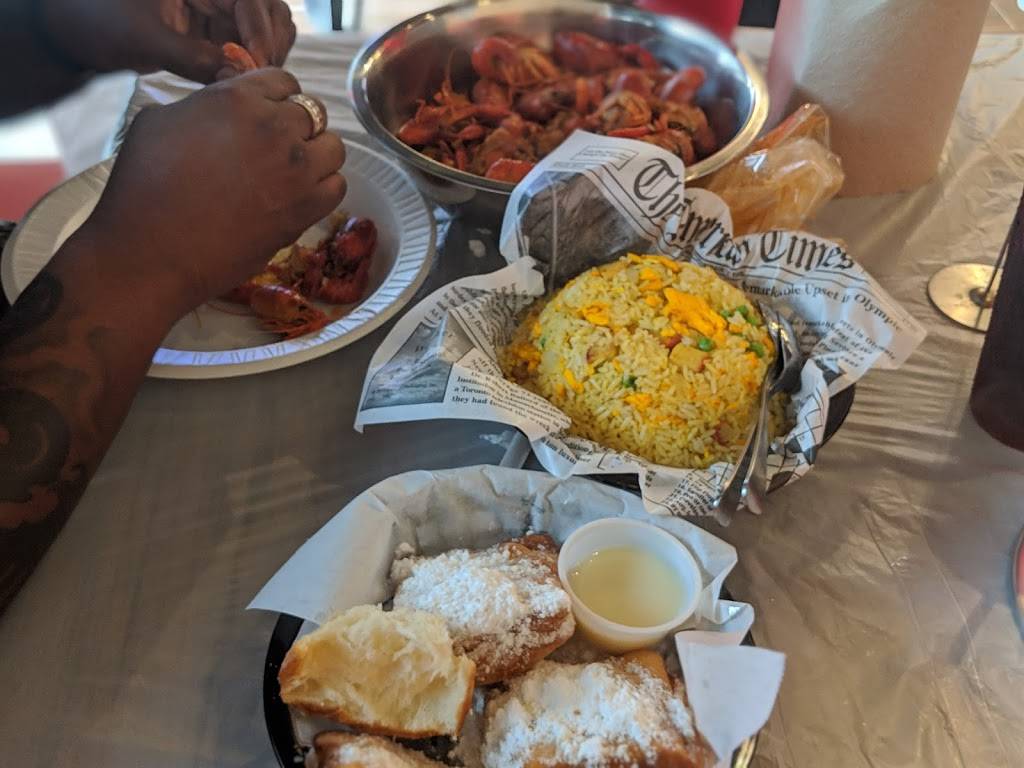 Crawfish and Beignets | restaurant | 9600 Bellaire Blvd Suite 102, Houston, TX 77072, USA | 8325813189 OR +1 832-581-3189