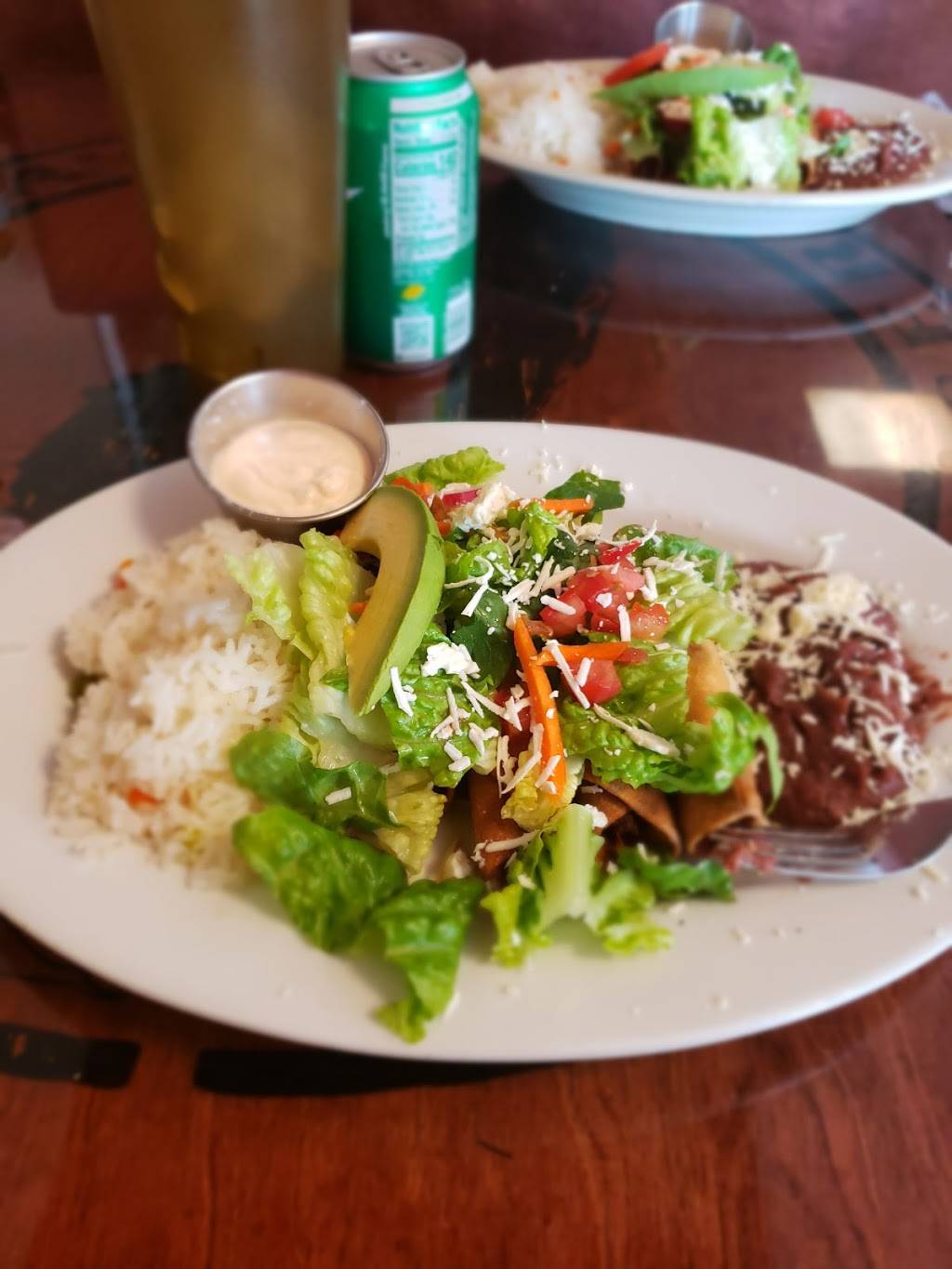 Mama Rosas Pupuseria | restaurant | 5813, 3631 Hillcroft Street, Houston, TX 77057, USA | 8324264322 OR +1 832-426-4322