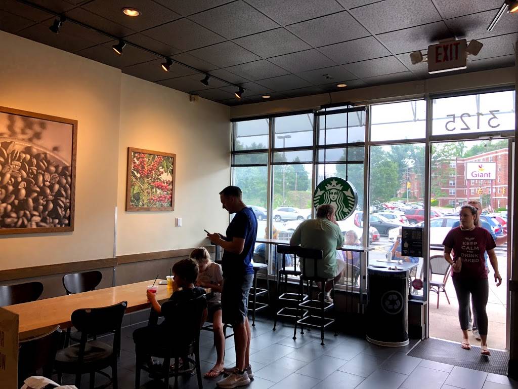 Starbucks | cafe | 3125 Lee Hwy, Arlington, VA 22201, USA | 7035276506 OR +1 703-527-6506