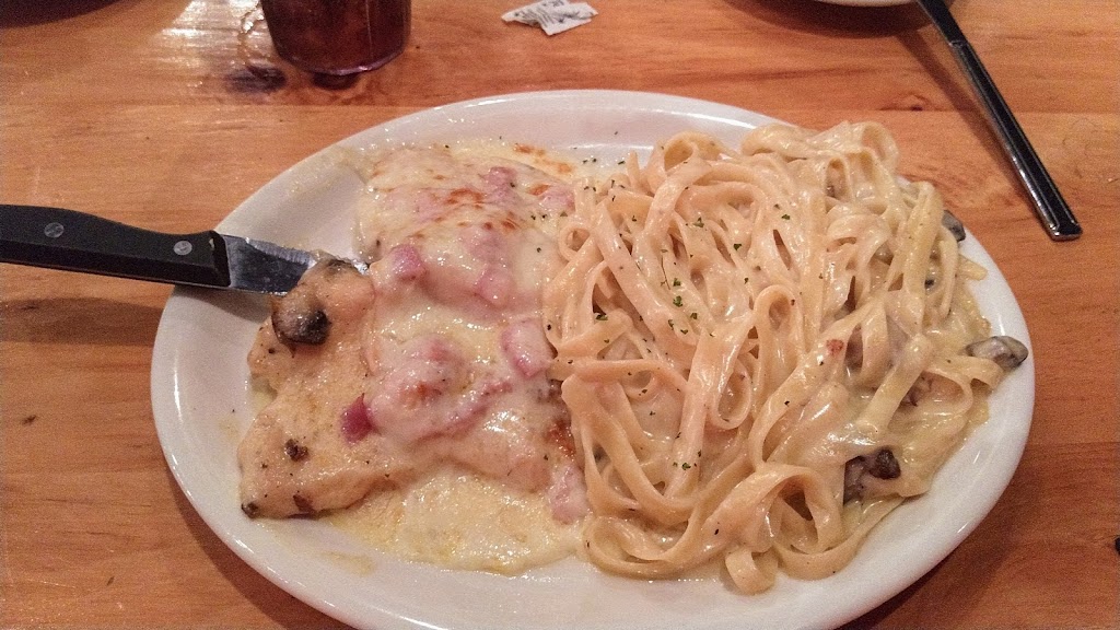 Johnny Carinos | restaurant | 3213 S MacArthur Dr, Alexandria, LA 71301, USA | 3187675942 OR +1 318-767-5942