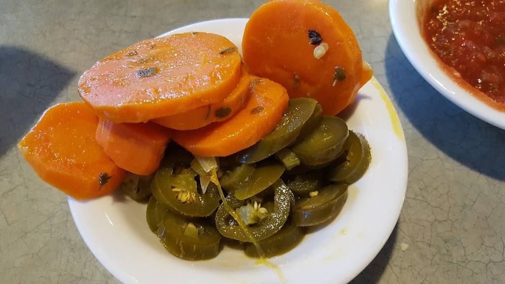 Carnitas Express Madison | restaurant | 25145 Madison Ave, Murrieta, CA 92562, USA | 9516775377 OR +1 951-677-5377