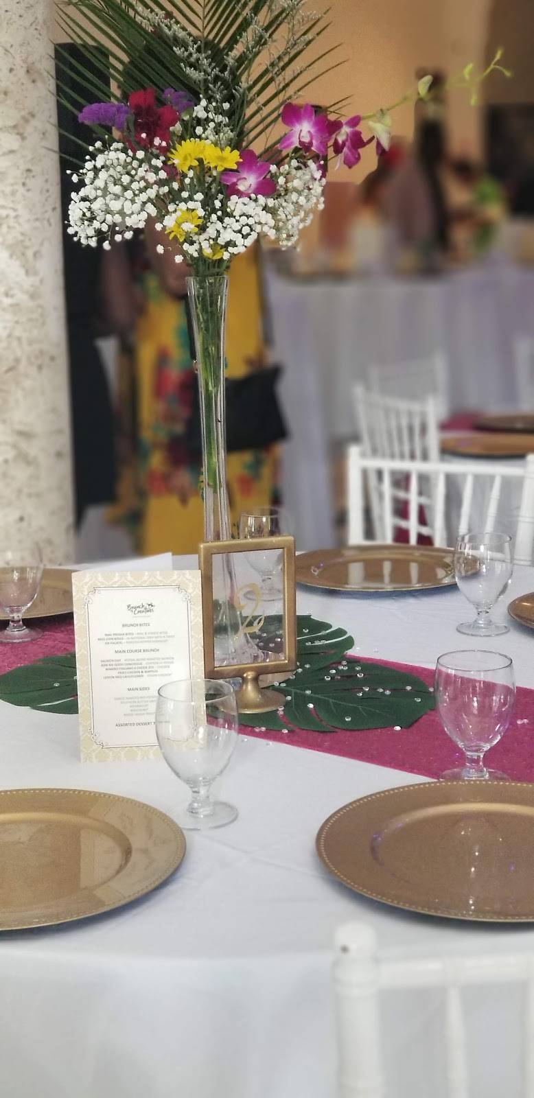 Leonas Palace | restaurant | 2029 Harrison St, Hollywood, FL 33020, USA | 9543429035 OR +1 954-342-9035