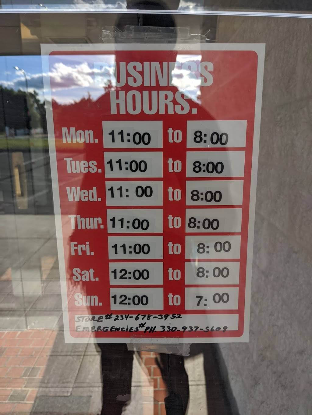 Judds Bar-B-Que | restaurant | 2329 Romig Rd, Akron, OH 44320, USA | 2346783952 OR +1 234-678-3952