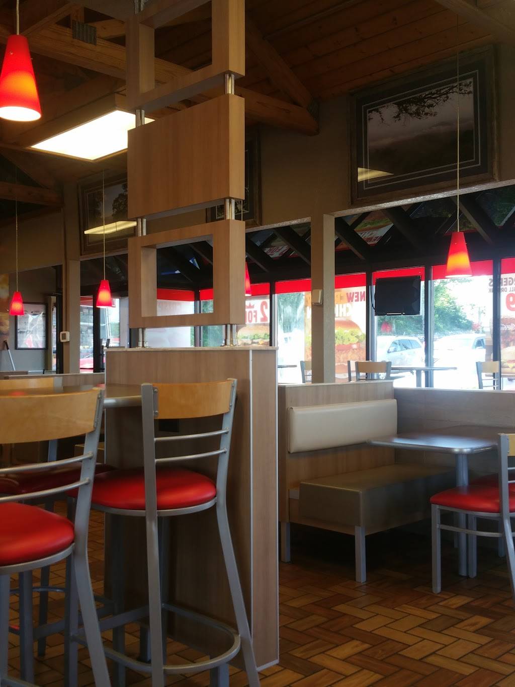 Burger King | restaurant | 836 Cosby Hwy, Newport, TN 37821, USA | 4236231260 OR +1 423-623-1260