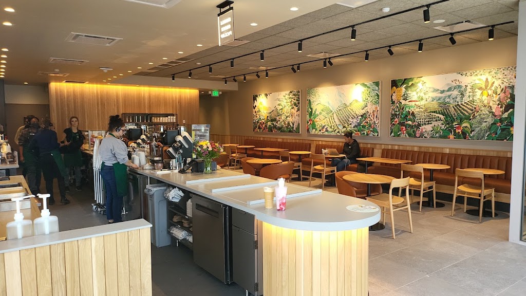 Starbucks | cafe | 40457 S Groesbeck Hwy, Clinton Twp, MI 48036, USA | 5862717180 OR +1 586-271-7180