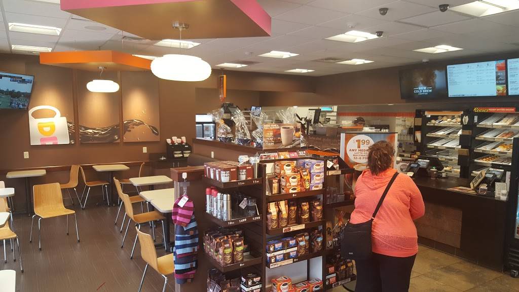 Dunkin | bakery | 104 W Central Entrance, Duluth, MN 55810, USA | 2186062911 OR +1 218-606-2911
