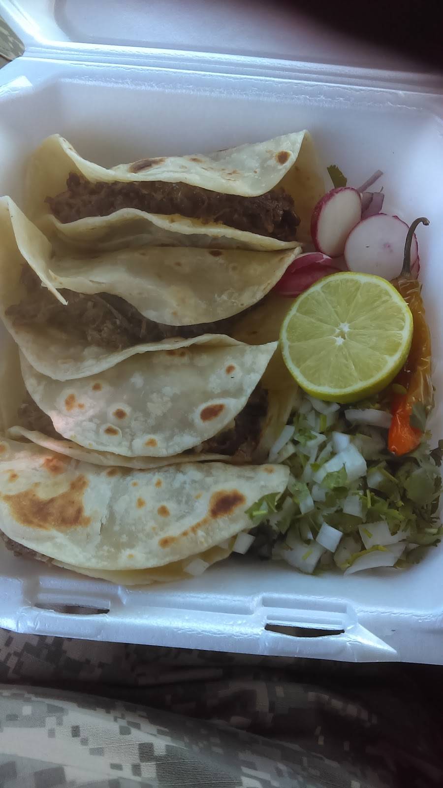 Vickys Restaurant | restaurant | 3201 E Jefferson St, Grand Prairie, TX 75051, USA | 9722370244 OR +1 972-237-0244