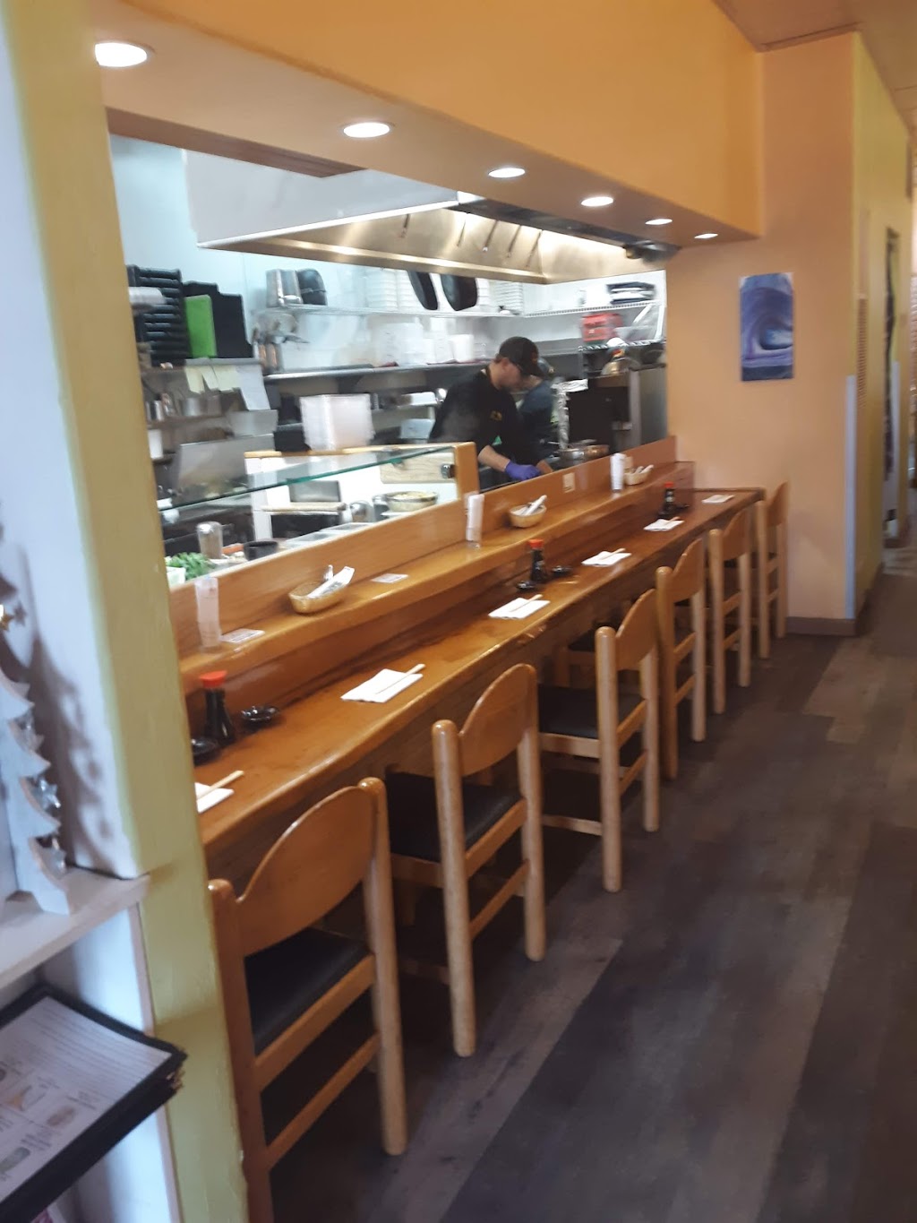 Lotus | restaurant | 403 S State St, Ukiah, CA 95482, USA | 7074632288 OR +1 707-463-2288