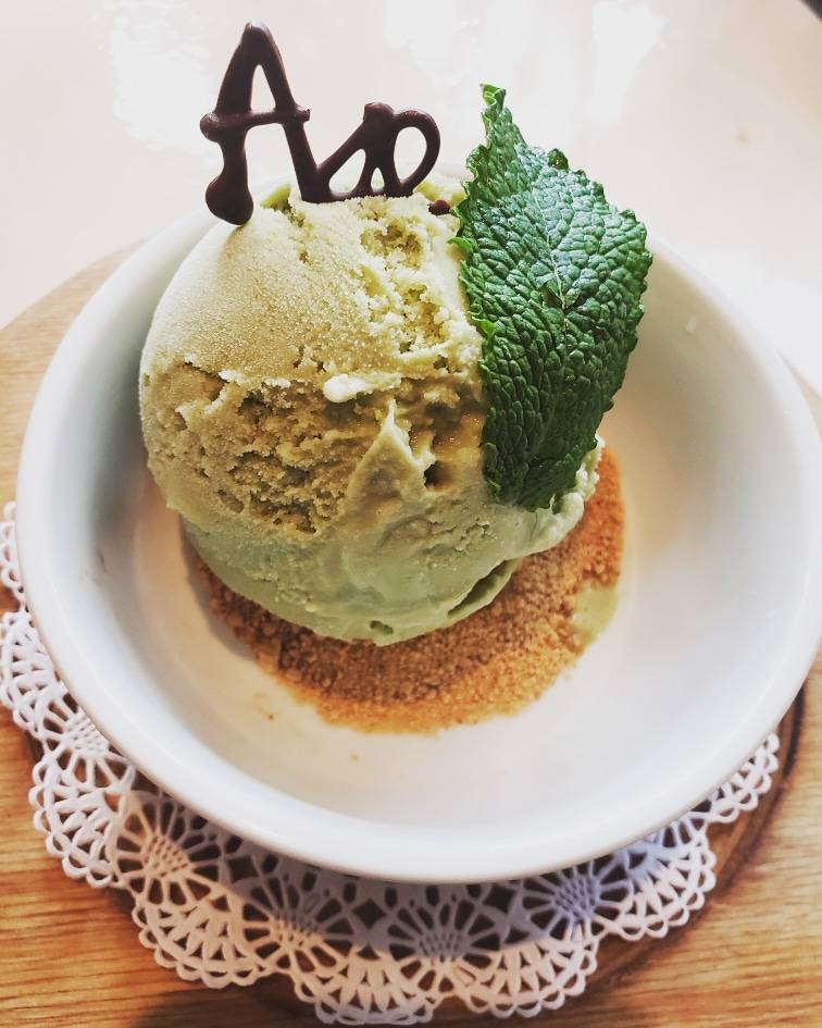 Azie | restaurant | 217 W State St, Media, PA 19063, USA | 6105664750 OR +1 610-566-4750