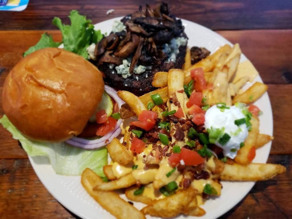 Bo Macs | restaurant | 219 16th Ave SE, Cedar Rapids, IA 52401, USA | 3198263154 OR +1 319-826-3154