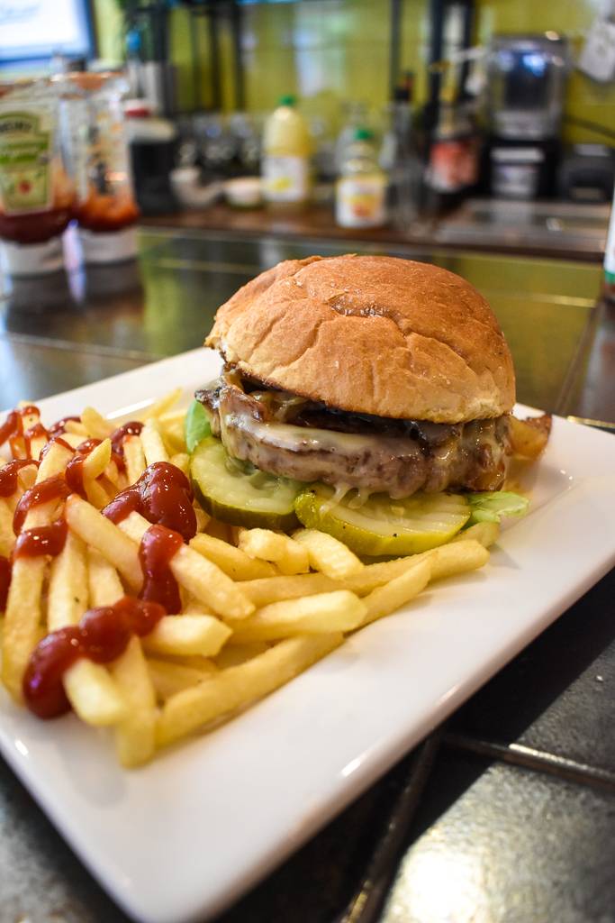 Peoples Organic | restaurant | 12934 Minnetonka Blvd, Minnetonka, MN 55305, USA | 9529384140 OR +1 952-938-4140