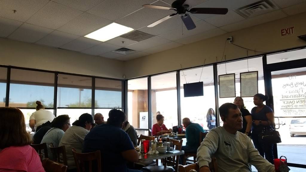 Jerry Bobs Restaurant | restaurant | 2680 E Valencia Rd, Tucson, AZ 85706, USA | 5208075717 OR +1 520-807-5717