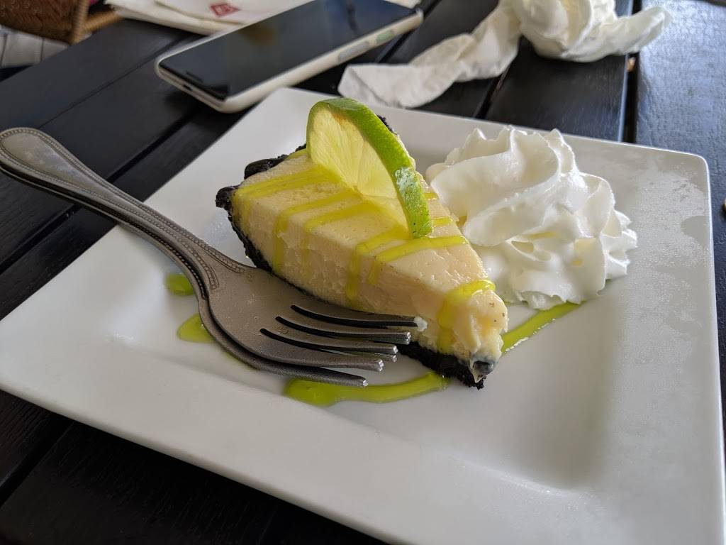 Peteys Upper Deck Bar | restaurant | 416 Crescent St, Fort Myers Beach, FL 33931, USA | 2394633838 OR +1 239-463-3838