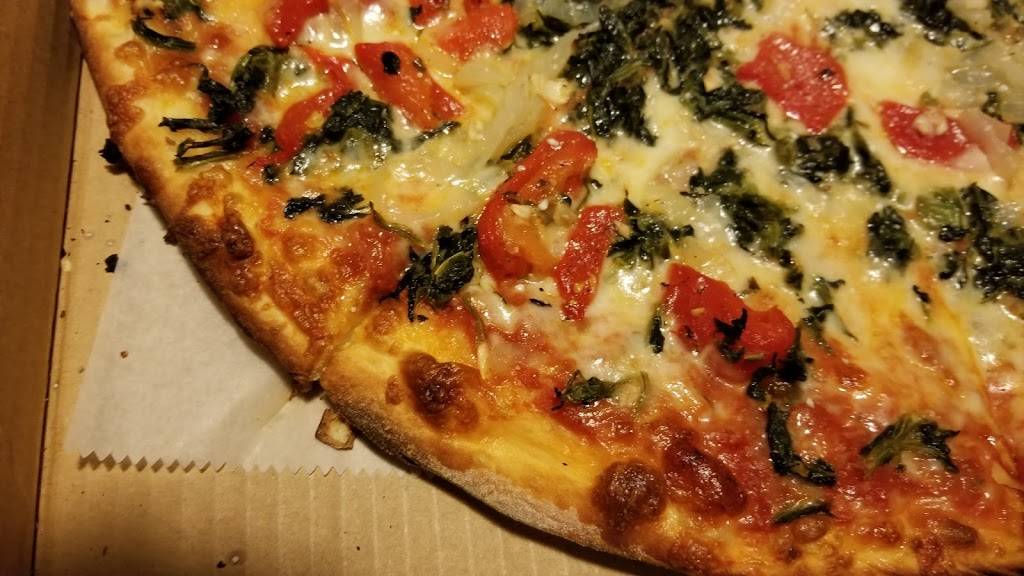 Marios Pizzeria | restaurant | 123 Cherry St, Naugatuck, CT 06770, USA | 2037235850 OR +1 203-723-5850