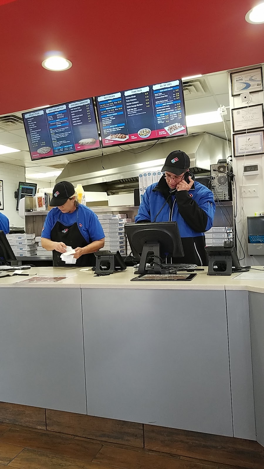 Dominos Pizza | meal delivery | 4518 Maplewood Ave, Wichita Falls, TX 76308, USA | 9406915818 OR +1 940-691-5818