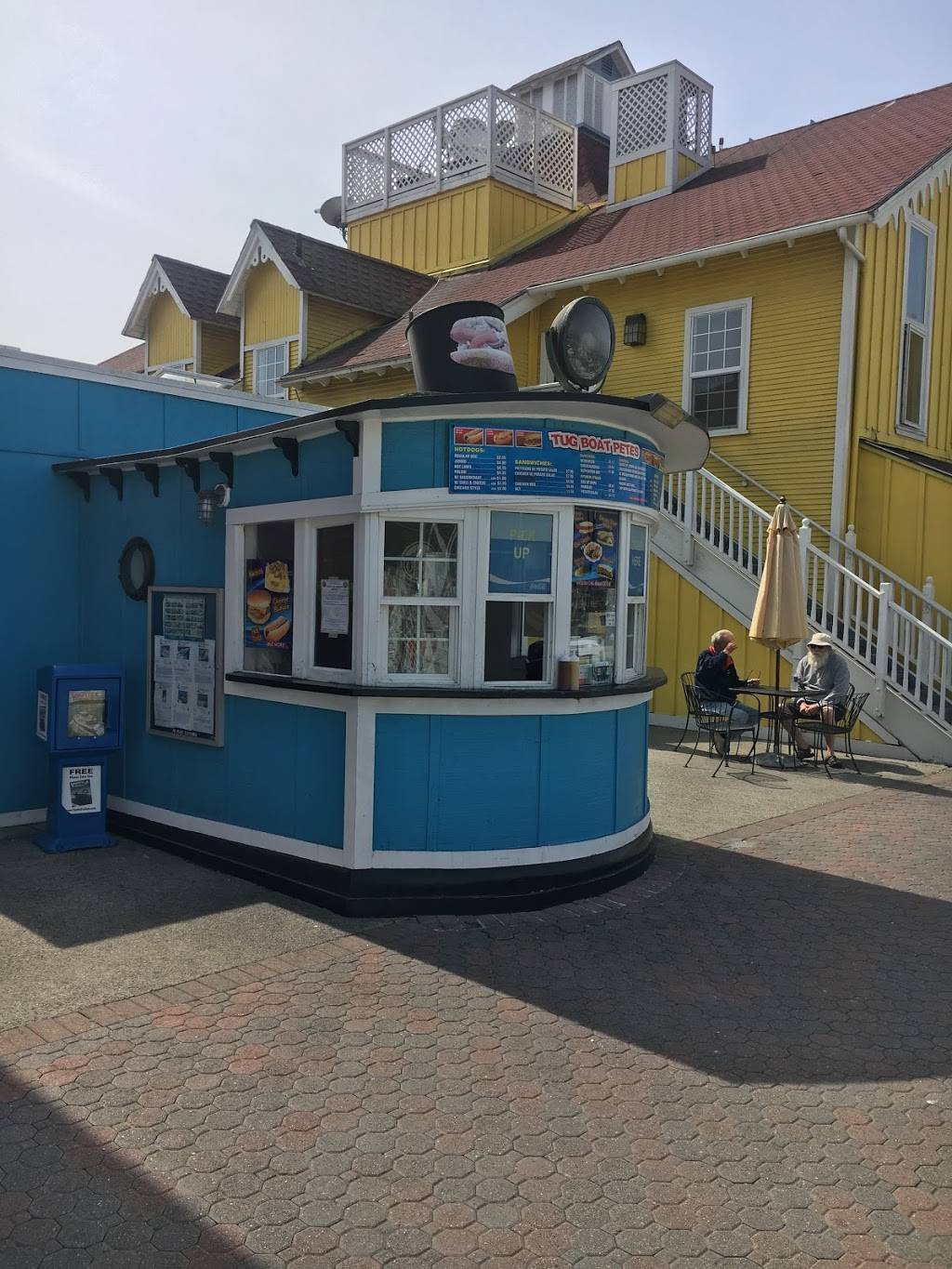 Tugboat Petes Hot Dog Stand | restaurant | 421 Shoreline Village Dr, Long Beach, CA 90802, USA | 5624364919 OR +1 562-436-4919