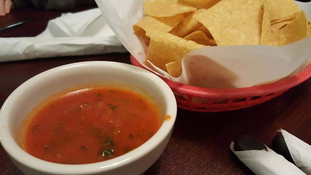 El Milagro Mexican Restaurant /Bar | restaurant | 285 Commerce Dr, Ruckersville, VA 22968, USA | 4349399920 OR +1 434-939-9920