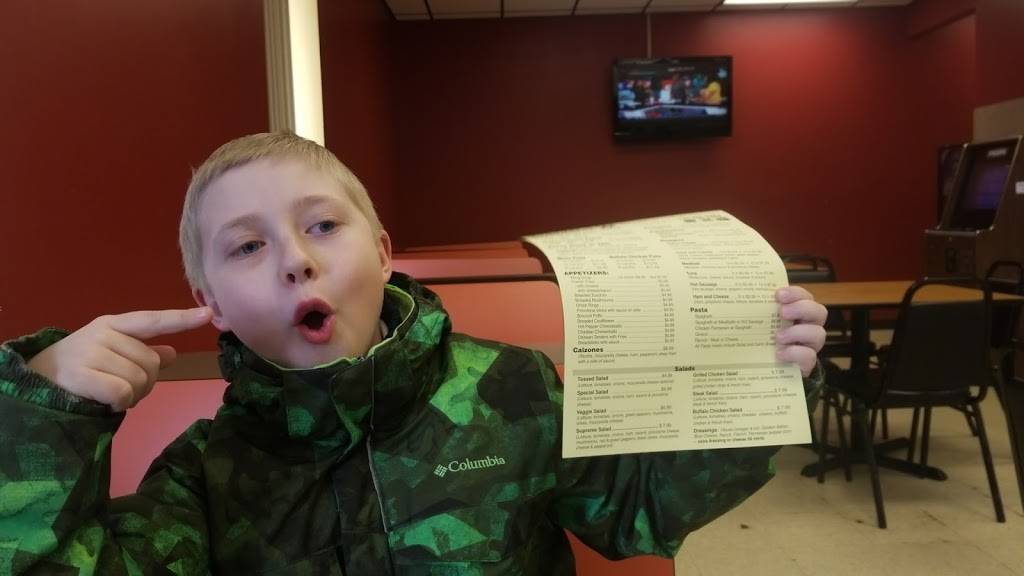 Stellos Pizzeria | restaurant | 3 Creighton Russellton Rd, Tarentum, PA 15084, USA | 7242652463 OR +1 724-265-2463