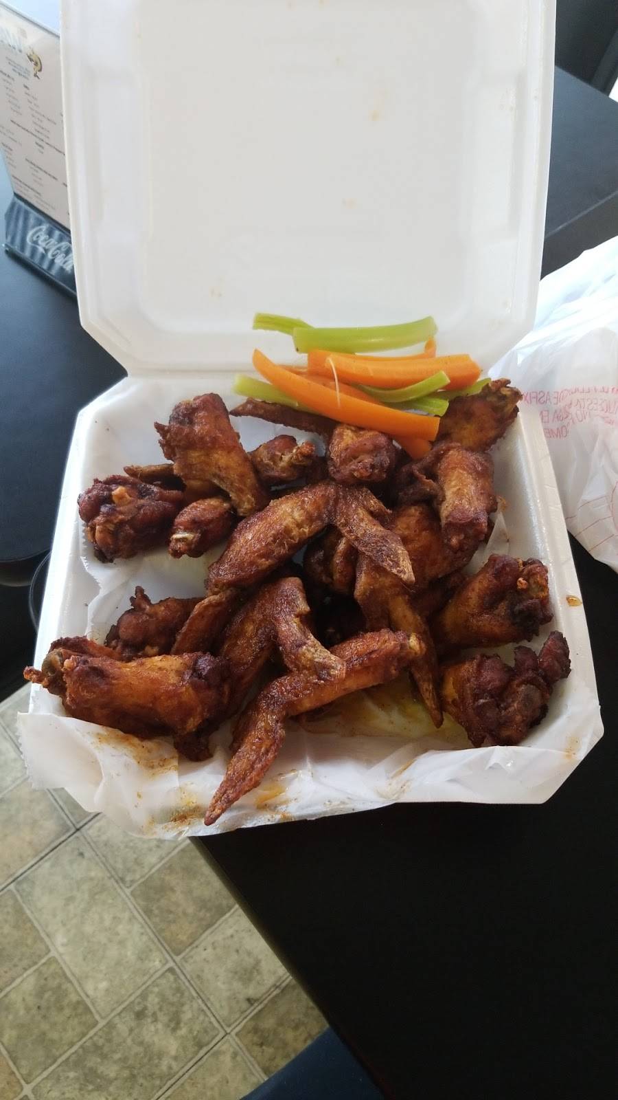 A W Catfish & Wings | restaurant | 4340 American Way, Memphis, TN 38118, USA | 9015524215 OR +1 901-552-4215