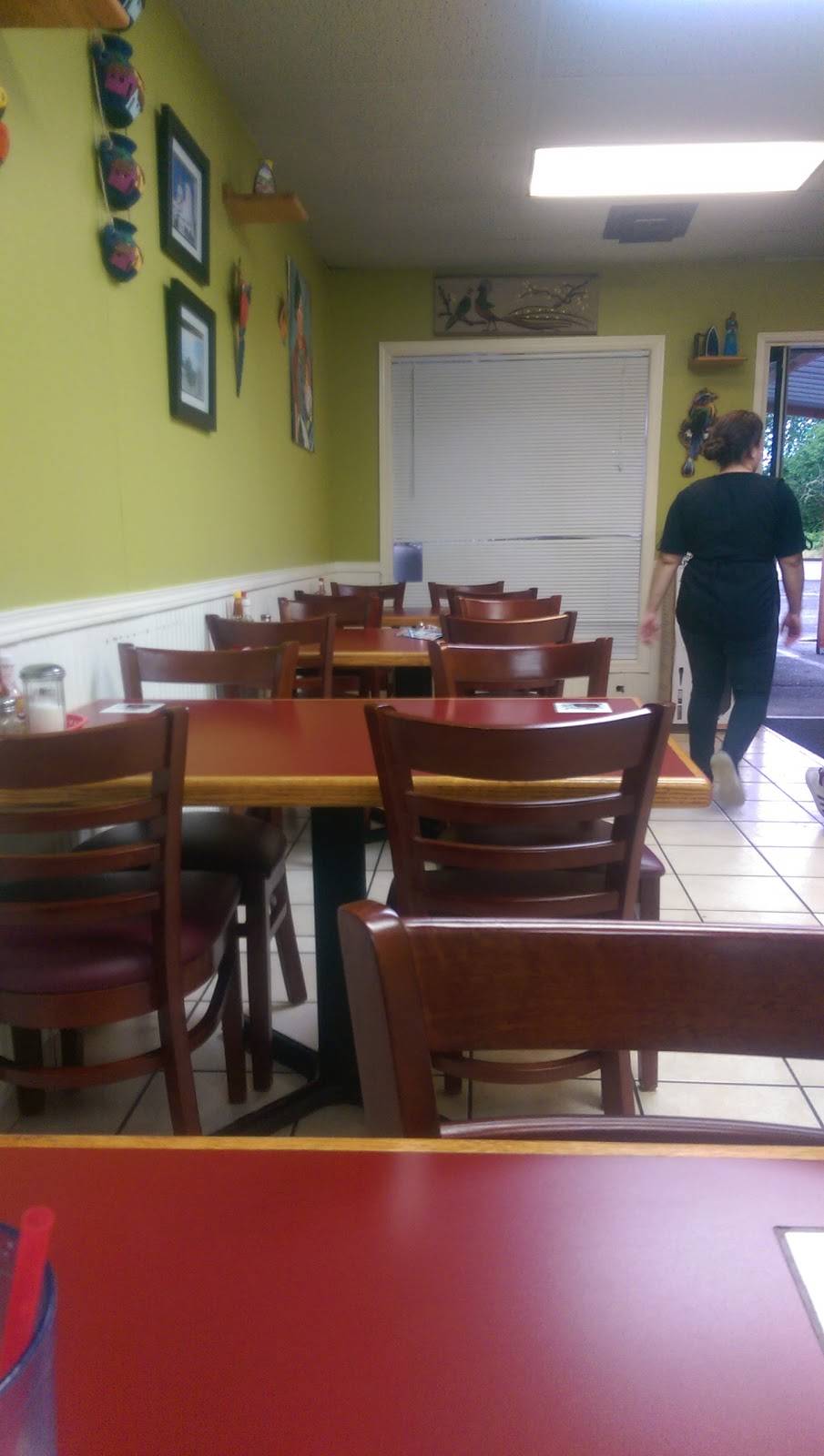 La Guanaquita | restaurant | 1635 SE Tualatin Valley Hwy, Hillsboro, OR 97123, USA | 5033598808 OR +1 503-359-8808