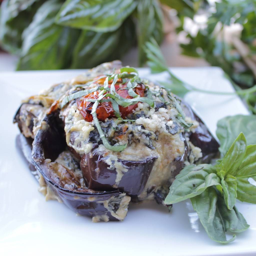 Erewhon Market | restaurant | 585 Venice Blvd, Venice, CA 90291, USA | 3103623062 OR +1 310-362-3062