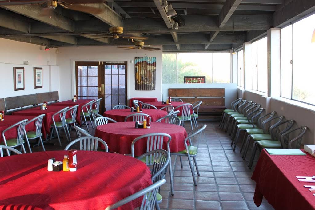 McGraws | restaurant | 4110 S Houghton Rd, Tucson, AZ 85730, USA | 5208853088 OR +1 520-885-3088