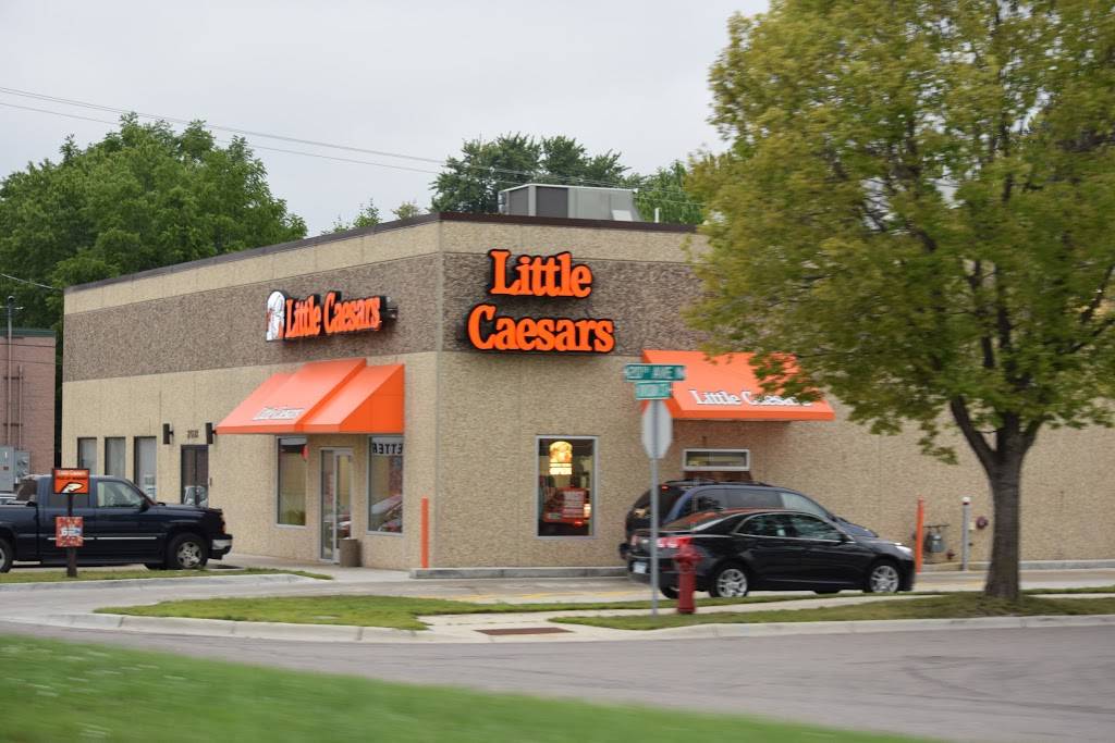 Little Caesars Pizza | restaurant | 2021 W Division St, St Cloud, MN 56301, USA | 3202174992 OR +1 320-217-4992