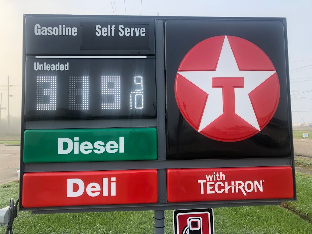 Port Quick Shop | restaurant | 4307 S Lewis St, New Iberia, LA 70560, USA | 3373670378 OR +1 337-367-0378