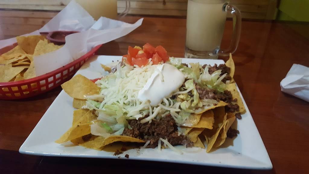 Mariachiles | restaurant | 318 St Johns Ave, Palatka, FL 32177, USA | 3865302114 OR +1 386-530-2114