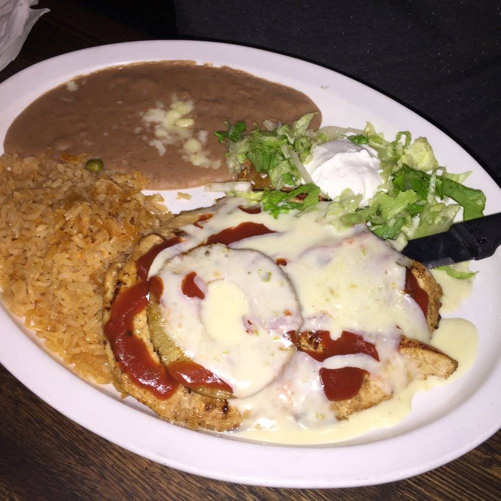 Salsas Mexican Grille | restaurant | 2015 Ayrsley Town Blvd Ste 102, Charlotte, NC 28273, USA | 7049102129 OR +1 704-910-2129