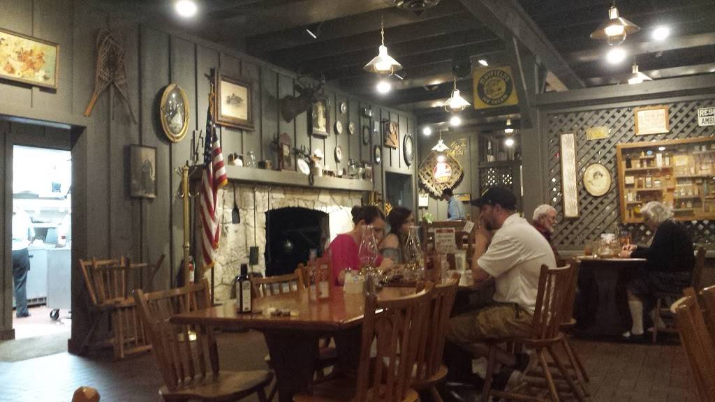 Cracker Barrel Old Country Store | restaurant | 5975 S 6th St, Springfield, IL 62703, USA | 2175292290 OR +1 217-529-2290