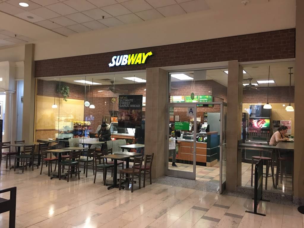 Subway Restaurants | restaurant | 2655 Richmond Ave # 1420, Staten Island, NY 10314, USA | 7186980092 OR +1 718-698-0092