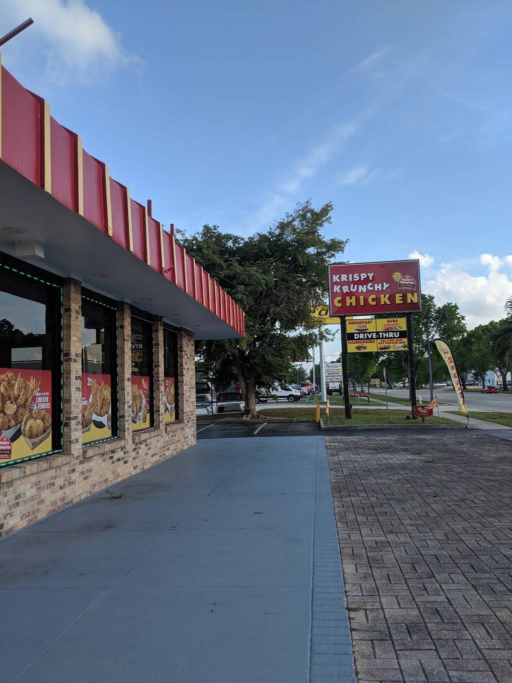 Krispy Krunchy Chicken | restaurant | 4065 Fowler St, Fort Myers, FL 33901, USA | 2396894952 OR +1 239-689-4952