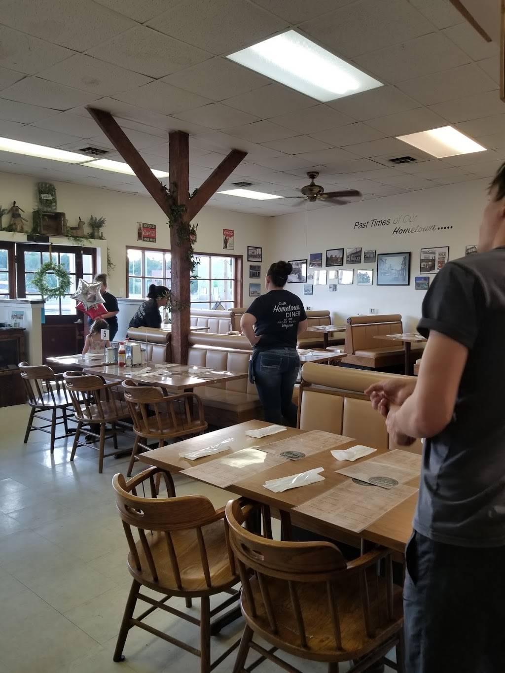 Our Hometown Diner | restaurant | 107 Water St, Front Royal, VA 22630, USA | 5405519948 OR +1 540-551-9948