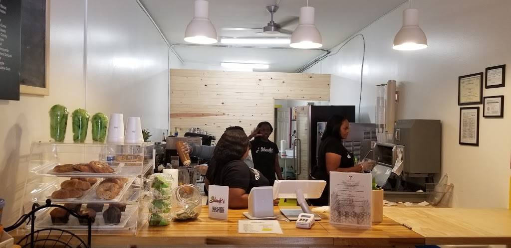 Blendz Cafe | restaurant | 1699 Sylvan Rd SW, Atlanta, GA 30310, USA | 6787052059 OR +1 678-705-2059