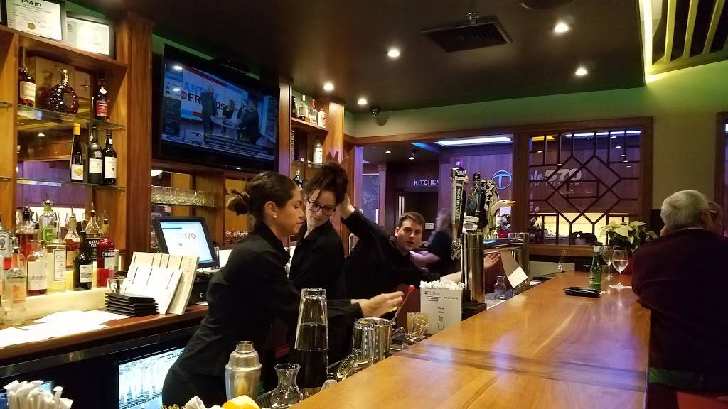 Table 570 Asian Fusion | restaurant | 570 Hopmeadow St, Simsbury, CT 06070, USA | 8606514888 OR +1 860-651-4888