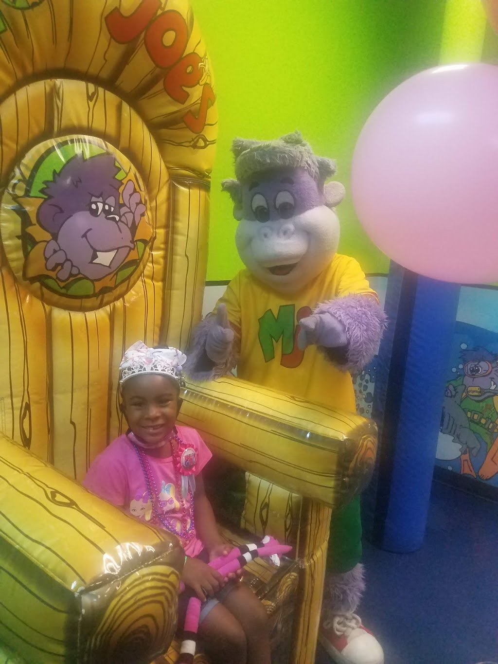 Monkey Joes - Winter Park | restaurant | 5471 Lake Howell Rd, Winter Park, FL 32792, USA | 4074784000 OR +1 407-478-4000