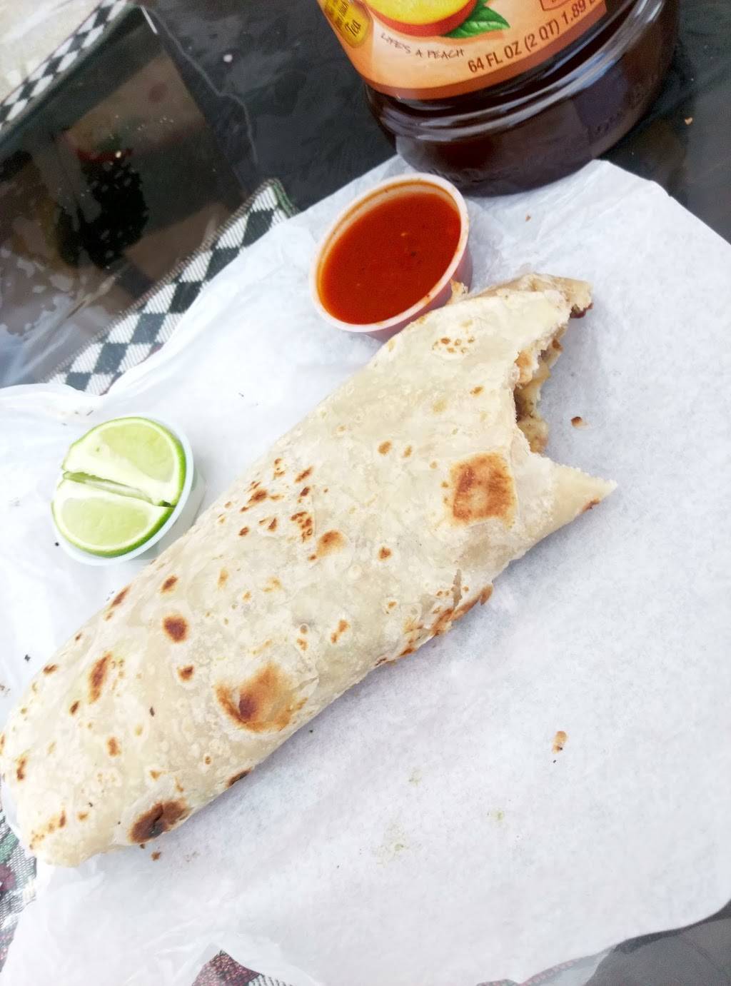 Santanas Mexican Food | restaurant | 1930 W Buckeye Rd, Phoenix, AZ 85009, USA | 6022581124 OR +1 602-258-1124