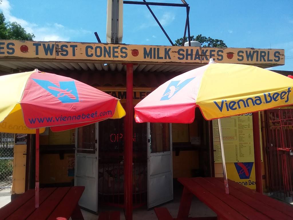 Dans Hot Dogs | restaurant | 9314 S Ashland Ave, Chicago, IL 60620, USA | 7737799123 OR +1 773-779-9123