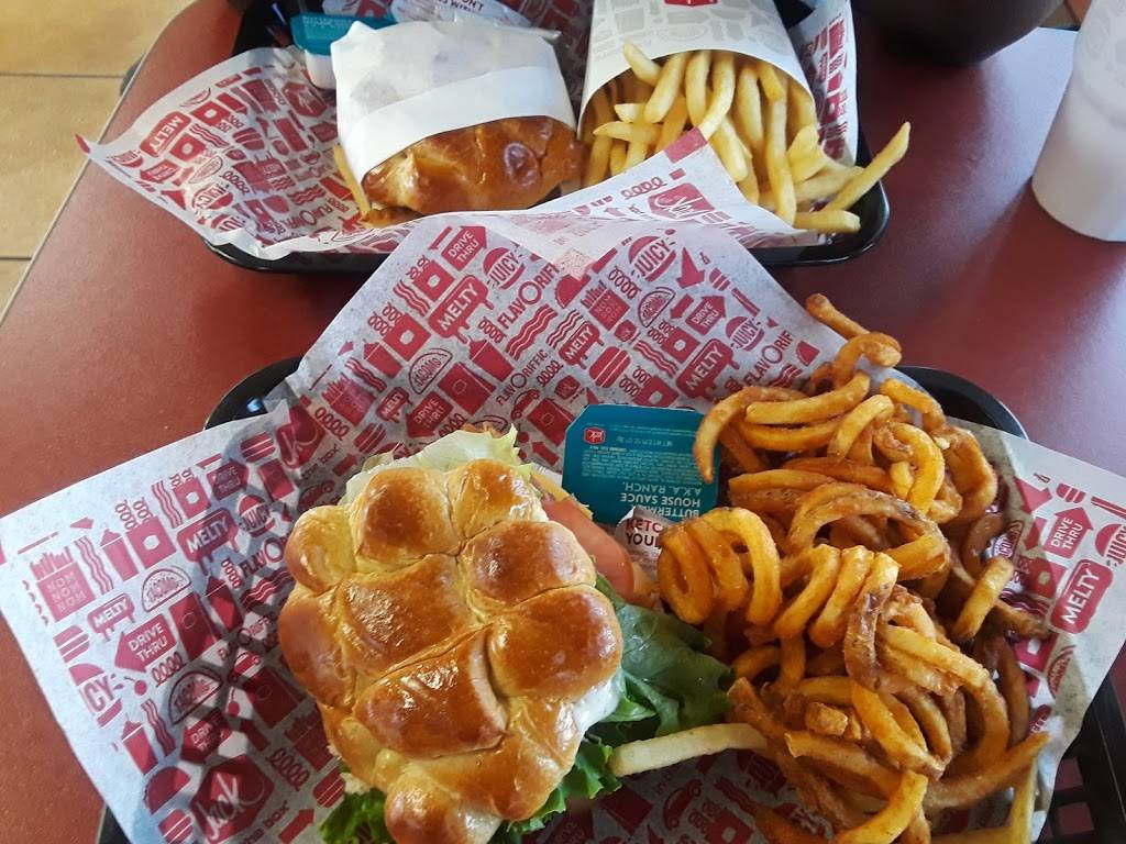 Jack in the Box | restaurant | 13137 Main St, Hesperia, CA 92345, USA | 7602446704 OR +1 760-244-6704