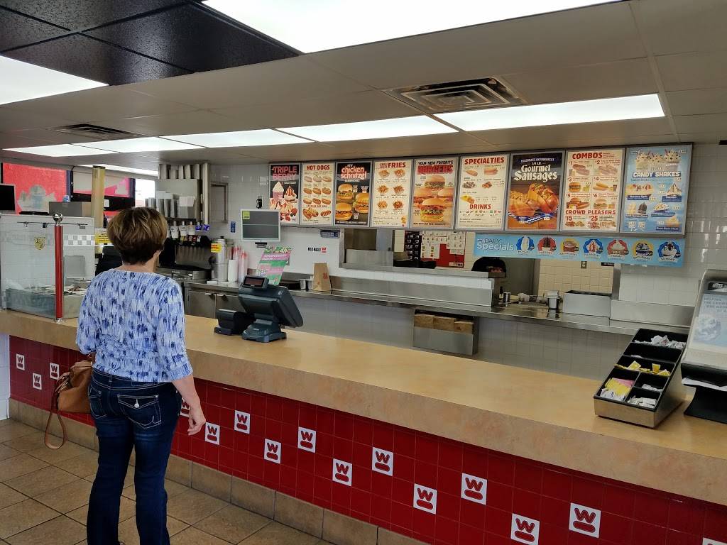 Wienerschnitzel | restaurant | 5966 Warner Ave, Huntington Beach, CA 92649, USA | 7148464353 OR +1 714-846-4353