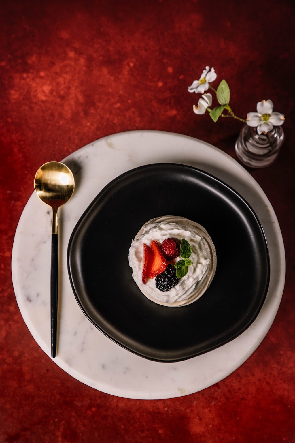 Members | night club | 1510 N Stanley Ave, Los Angeles, CA 90046, USA | 3103827066 OR +1 310-382-7066