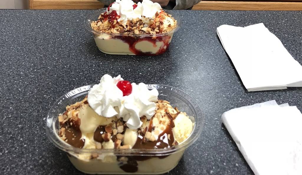 Braums Ice Cream & Burger Restaurant | restaurant | 805 East W Main St, Allen, TX 75002, USA | 9727271739 OR +1 972-727-1739